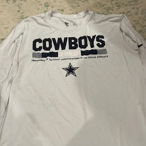 White Dallas cowboys long sleeve shirt
